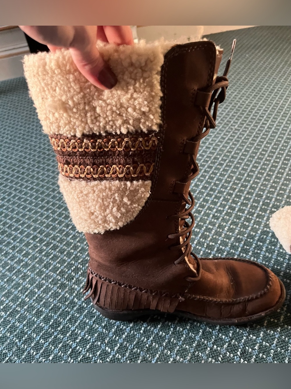 Ugg Women's Brown Shearling Lace-Up Boots Size 7